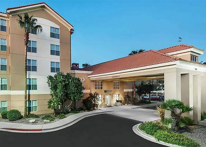 Hotel Mainstay North 3*