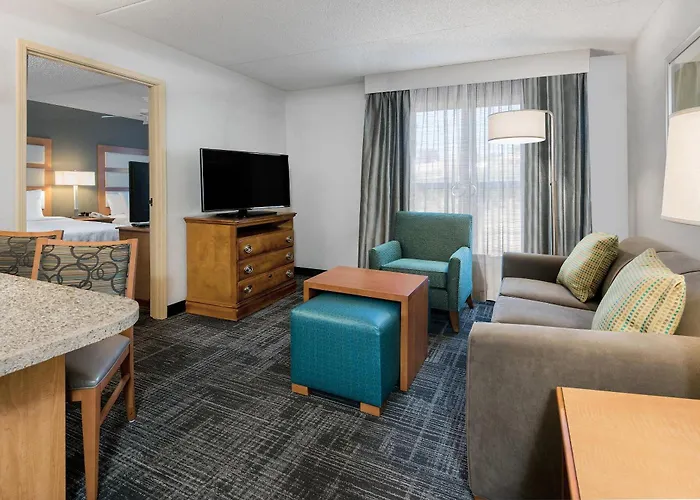 Hotel Mainstay North 3*
