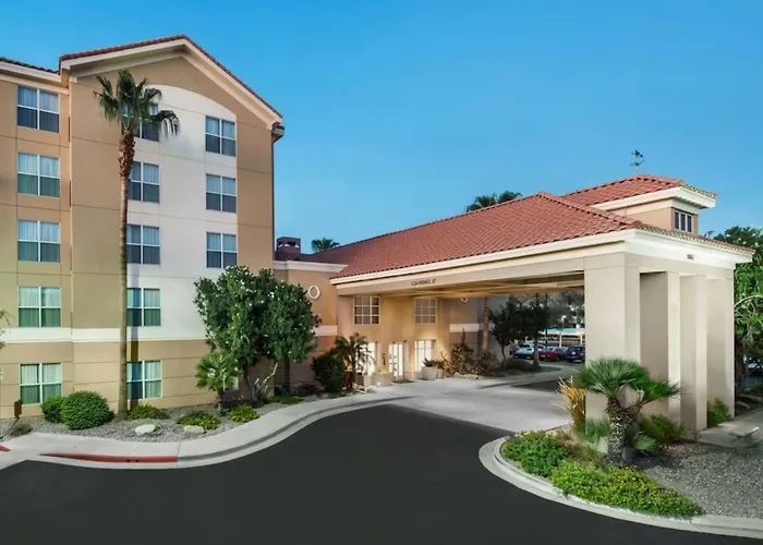 Mainstay North Hotel 3*