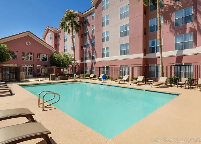 Hotel Mainstay North